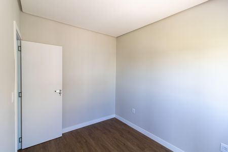 Casa de condomínio à venda com 122m², 3 quartos e 2 vagasQuarto 2