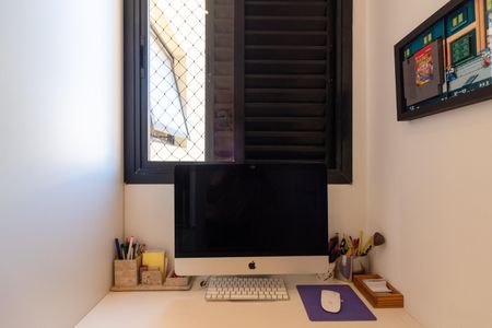 Apartamento à venda com 121m², 3 quartos e 2 vagasEscritório