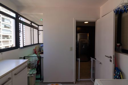 Apartamento à venda com 121m², 3 quartos e 2 vagasÁrea de Serviço
