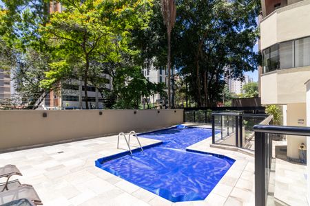 Apartamento à venda com 121m², 3 quartos e 2 vagasÁrea comum - Piscina