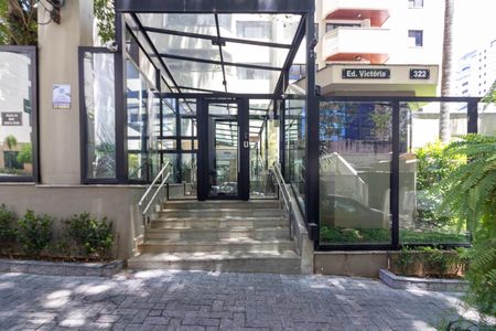 Apartamento à venda com 121m², 3 quartos e 2 vagasFachada e portaria