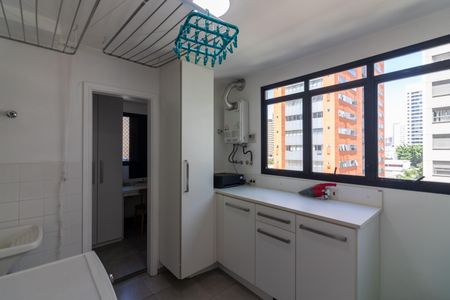 Apartamento à venda com 121m², 3 quartos e 2 vagasÁrea de Serviço