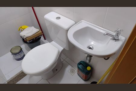 Apartamento à venda com 90m², 3 quartos e 1 vaga Apartamento à venda com 90m², 3 quartos e 1 vagaBanheiro de Serviço