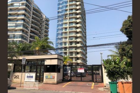 Apartamento à venda com 90m², 3 quartos e 1 vaga Apartamento à venda com 90m², 3 quartos e 1 vagaFachada