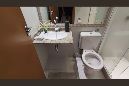 Apartamento à venda com 90m², 3 quartos e 1 vaga Apartamento à venda com 90m², 3 quartos e 1 vagaBanheiro da Suíte