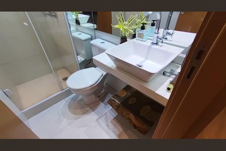 Apartamento à venda com 90m², 3 quartos e 1 vaga Apartamento à venda com 90m², 3 quartos e 1 vagaBanheiro