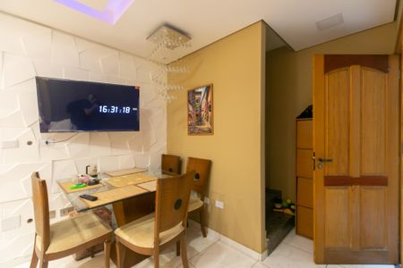 Sala de casa de condomínio à venda com 2 quartos, 70m² em Itaquera, São Paulo