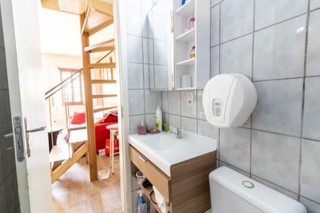 Casa de condomínio à venda com 70m², 2 quartos e 1 vagaBanheiro Social