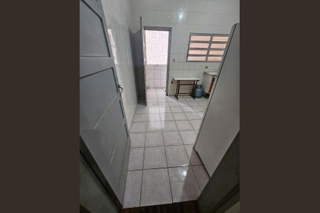 Cozinha de apartamento para alugar com 1 quarto, 55m² em Guilhermina, Praia Grande