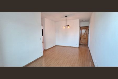 Apartamento à venda com 70m², 2 quartos e 2 vagasSala