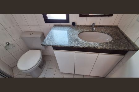 Apartamento à venda com 70m², 2 quartos e 2 vagasBanheiro da Suíte