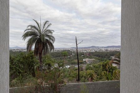 Apartamento à venda com 122m², 3 quartos e 2 vagasQuarto 2 - Vista