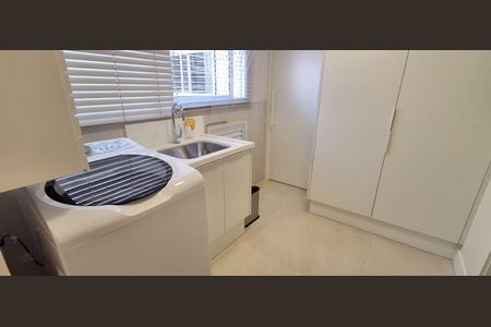 Apartamento à venda com 488m², 3 quartos e 5 vagasÁrea de Serviço