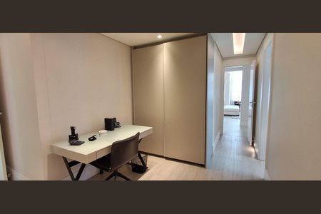 Apartamento à venda com 488m², 3 quartos e 5 vagasEscritório