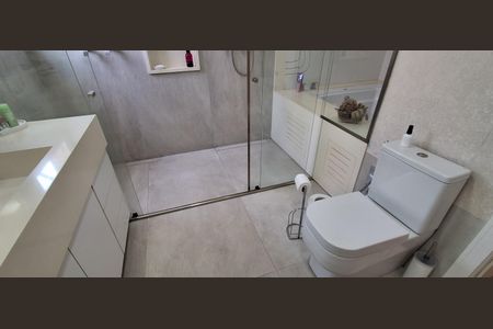 Apartamento à venda com 488m², 3 quartos e 5 vagasBanheiro Suíte Master