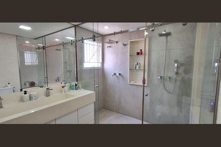 Apartamento à venda com 488m², 3 quartos e 5 vagasBanheiro Suíte Master