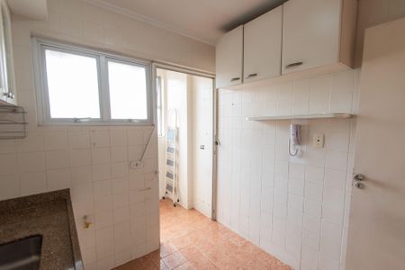 Apartamento à venda com 57m², 2 quartos e 1 vaga Apartamento à venda com 57m², 2 quartos e 1 vagaCozinha