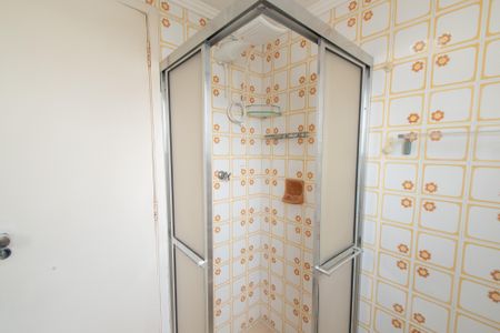 Apartamento à venda com 57m², 2 quartos e 1 vaga Apartamento à venda com 57m², 2 quartos e 1 vagaBanheiro