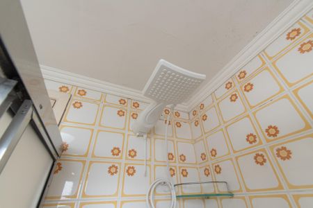 Apartamento à venda com 57m², 2 quartos e 1 vaga Apartamento à venda com 57m², 2 quartos e 1 vagaBanheiro