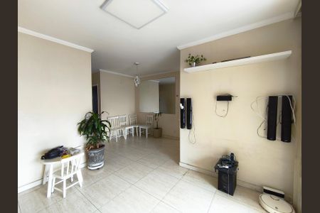 Apartamento à venda com 81m², 3 quartos e 2 vagas Apartamento à venda com 81m², 3 quartos e 2 vagasSala