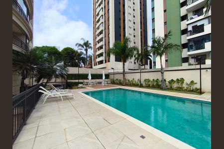 Apartamento à venda com 81m², 3 quartos e 2 vagas Apartamento à venda com 81m², 3 quartos e 2 vagasPiscina