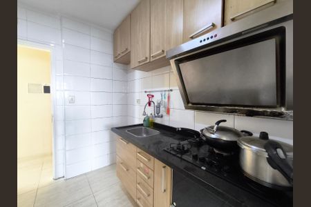 Apartamento à venda com 81m², 3 quartos e 2 vagas Apartamento à venda com 81m², 3 quartos e 2 vagasCozinha