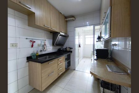 Apartamento à venda com 81m², 3 quartos e 2 vagas Apartamento à venda com 81m², 3 quartos e 2 vagasCozinha