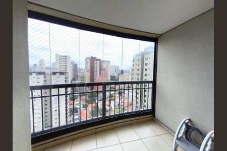 Apartamento à venda com 81m², 3 quartos e 2 vagas Apartamento à venda com 81m², 3 quartos e 2 vagasVaranda