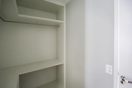 Apartamento para alugar com 85m², 3 quartos e 2 vagas Apartamento para alugar com 85m², 3 quartos e 2 vagasCloset da Suíte