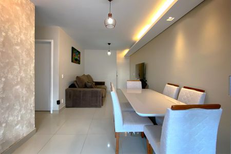 Sala de apartamento à venda com 3 quartos, 69m² em Pompéia, Belo Horizonte