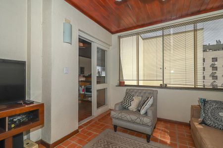 Apartamento à venda com 205m², 3 quartos e 3 vagasSala de TV / segundo piso