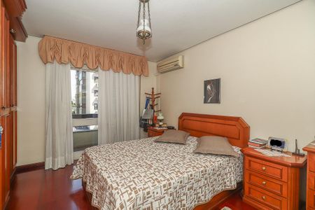 Apartamento à venda com 205m², 3 quartos e 3 vagas Suíte