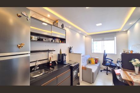 Sala/Cozinha de apartamento à venda com 1 quarto, 28m² em Barra Funda, São Paulo