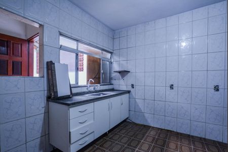 Casa à venda com 150m², 1 quarto e 1 vaga Casa à venda com 150m², 1 quarto e 1 vagaCozinha