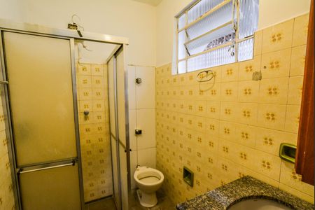 Casa à venda com 150m², 1 quarto e 1 vaga Casa à venda com 150m², 1 quarto e 1 vagaBanheiro