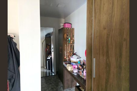 Casa à venda com 220m², 3 quartos e 2 vagas Casa à venda com 220m², 3 quartos e 2 vagasCloset da Suíte 01