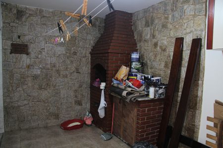 Casa à venda com 220m², 3 quartos e 2 vagasÁrea de Serviço e Churrasqueira