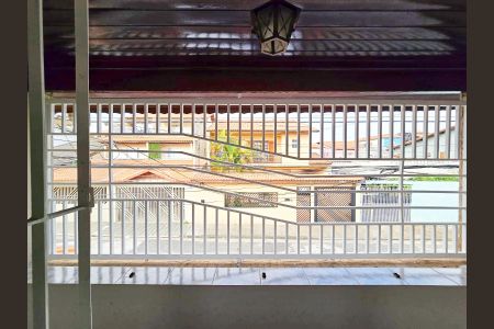 Casa à venda com 220m², 3 quartos e 2 vagas Casa à venda com 220m², 3 quartos e 2 vagasVaranda da Suíte 01