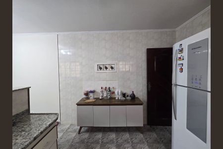 Casa à venda com 220m², 3 quartos e 2 vagas Casa à venda com 220m², 3 quartos e 2 vagasCozinha