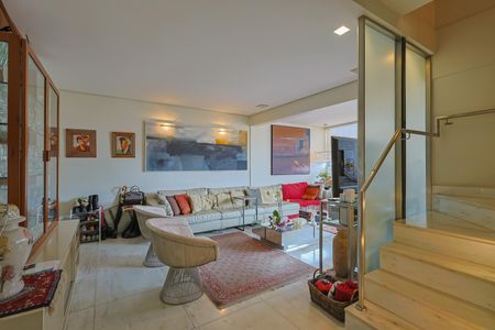 Apartamento à venda com 180m², 4 quartos e 2 vagasSala