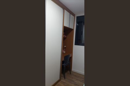 Quarto de apartamento para alugar com 2 quartos, 48m² em Centro, Osasco