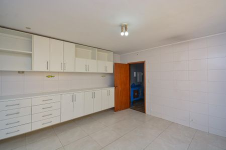 Casa para alugar com 195m², 4 quartos e 2 vagasCozinha