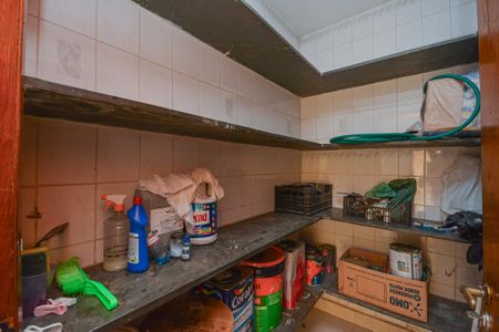 Casa para alugar com 195m², 4 quartos e 2 vagasDespensa