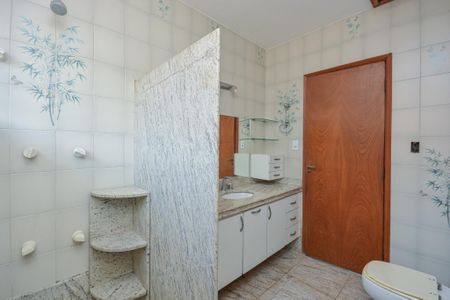 Casa para alugar com 195m², 4 quartos e 2 vagasBanheiro 3