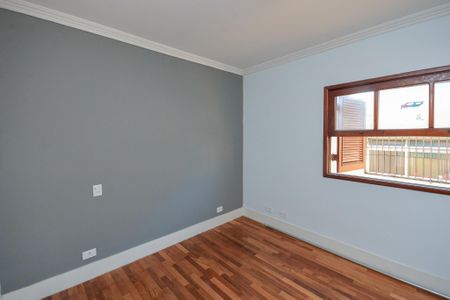 Quarto 2 de casa para alugar com 4 quartos, 195m² em Jardim Santa Helena, São Paulo