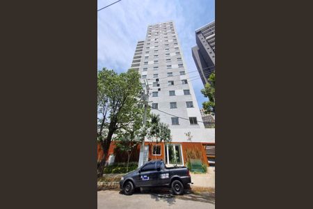 Apartamento à venda com 42m², 2 quartos e 1 vaga Apartamento à venda com 42m², 2 quartos e 1 vagaFachada