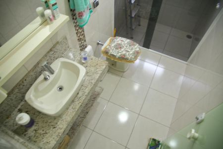 Casa à venda com 192m², 3 quartos e 3 vagasBanheiro da Suíte 