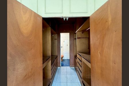 Apartamento para alugar com 288m², 3 quartos e 1 vagaSuíte - closet