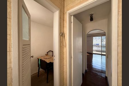 Apartamento para alugar com 288m², 3 quartos e 1 vagaCorredor