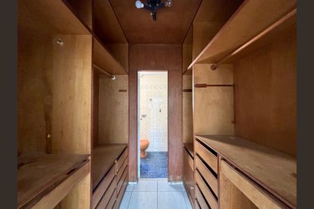 Apartamento para alugar com 288m², 3 quartos e 1 vagaSuíte - closet